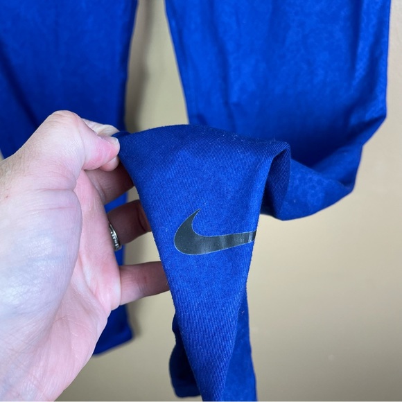 Nike Pro Blue Leggings Size Large - Picture 3 of 12